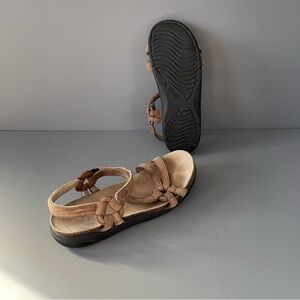 Teva Ventura Cork Leather Outdoor Cushy Sandal 7 Tan Waterproof Athletic Hiking